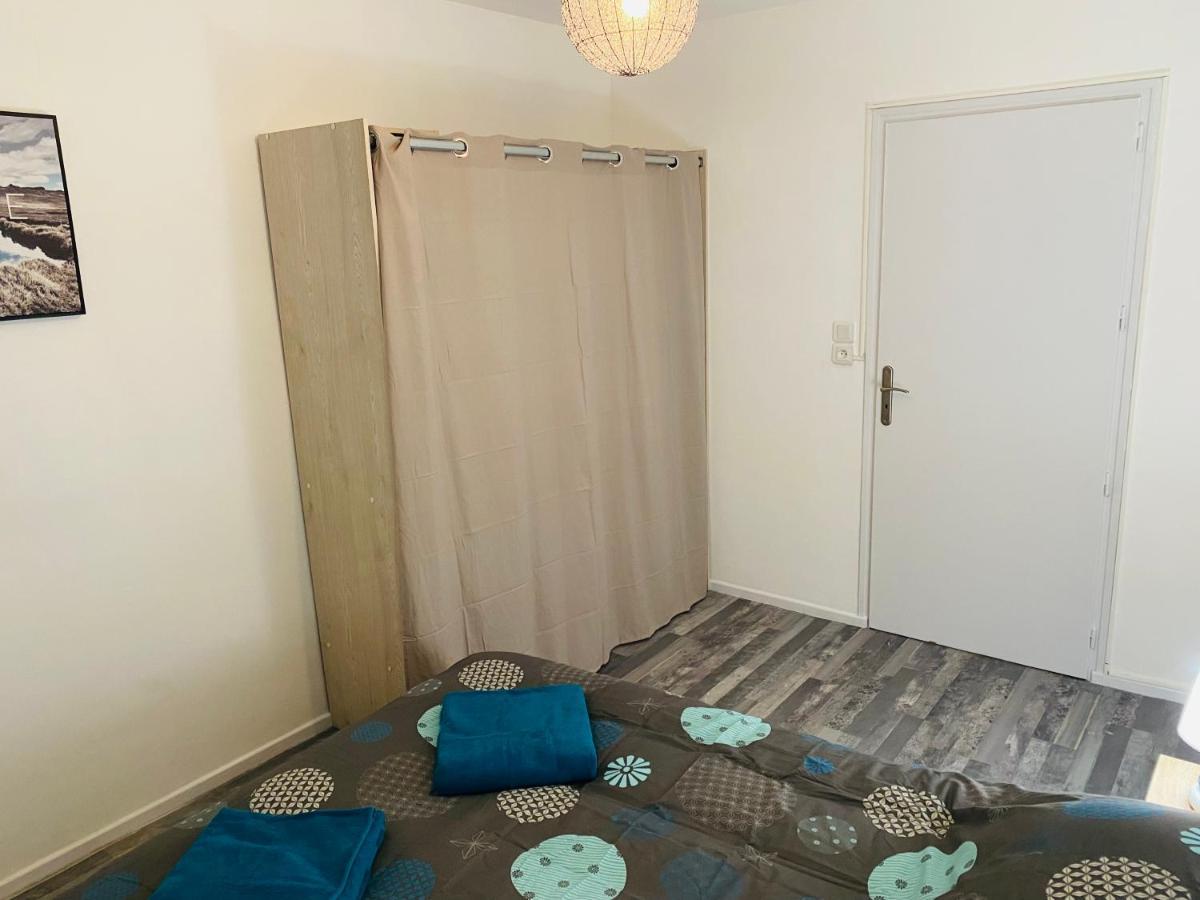 Studio 40M2 Plein Pied Avec Parking Jussac Esterno foto